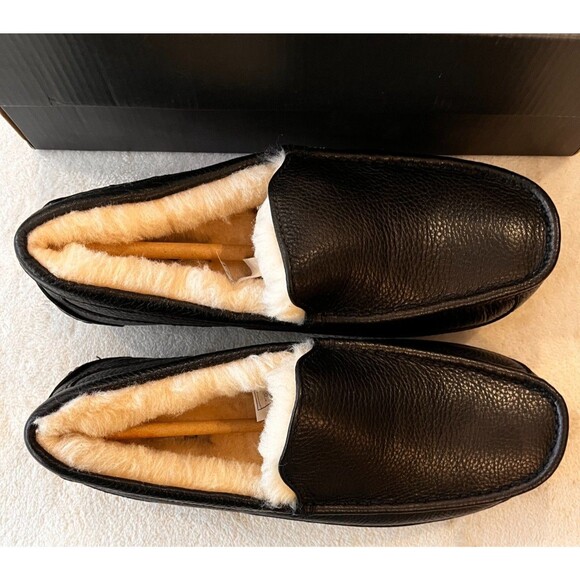 UGG Pure Ascot Mens Pebble Black Leather Sheepskin Slipper Size 8 US New in Box main image 4